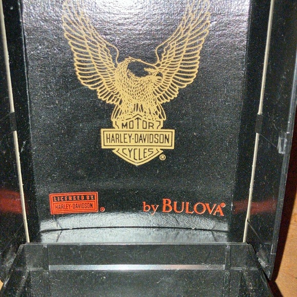 Harley-Davidson Black and Gold tone plastic box - Picture 5 of 16
